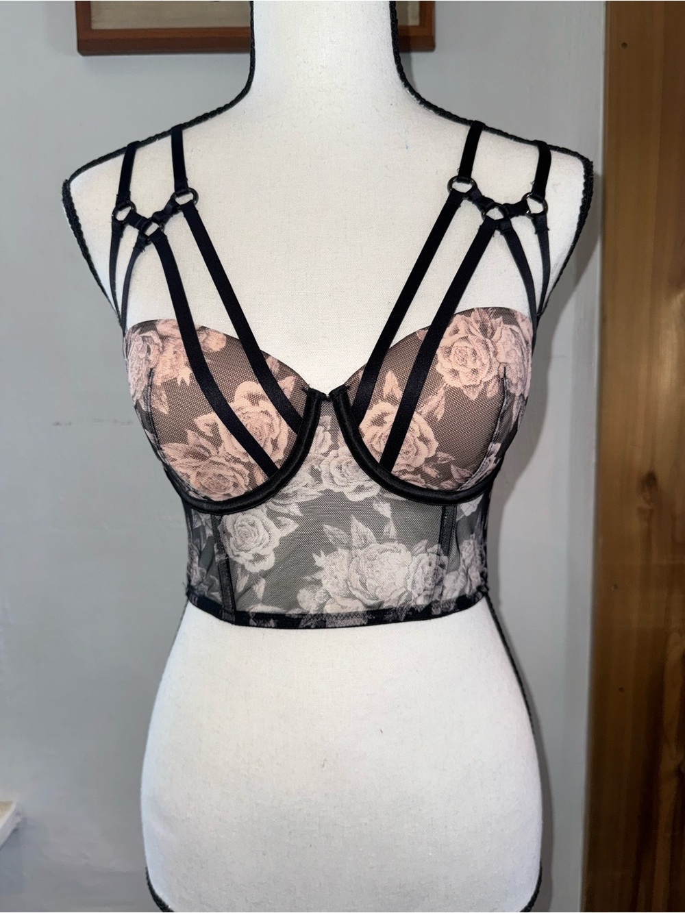 Victoria's Secret Black & Blush Floral Longline Bra